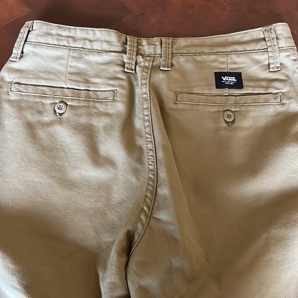 Men’s Vans Shorts - Picture 3 of 4